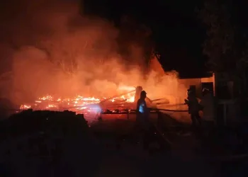 Damkar Sukabumi tangani kebakaran rumah di Ciemas