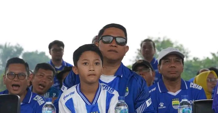 Persib Bandung juara BRI Super League 2026, Bupati Sukabumi sambut gembira bersama bobotoh