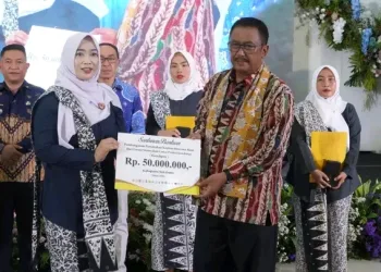 HUT Ke-75 IBI, Bupati Sukabumi Apresiasi Peran Bidan bagi Kesehatan Ibu dan Anak