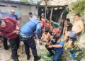 Damkar Kabupaten Sukabumi Evakuasi Korban yang Terjatuh ke Dalam Sumur