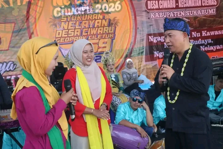 Wabup Buka Syukuran Hari Nelayan Ciwaru ke-69 dan Festival Seni Budaya
