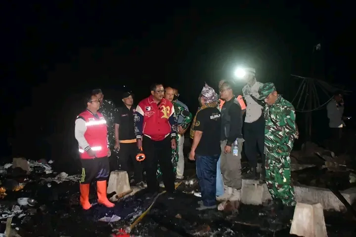 Bupati Sukabumi Instruksikan Penanganan Bencana Kebakaran di Kampung Adat Ciptamulya
