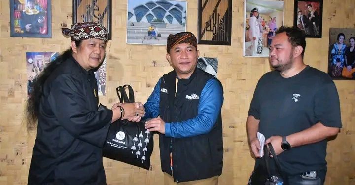 BPBD Percepat Pemulihan Penyintas Kebakaran Kampung Adat Ciptamulya