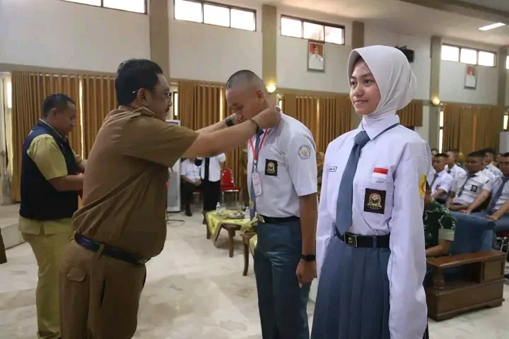 Kesbangpol Sukabumi Gelar Diklat Paskibraka, Bupati Tekankan Disiplin dan Tanggung Jawab