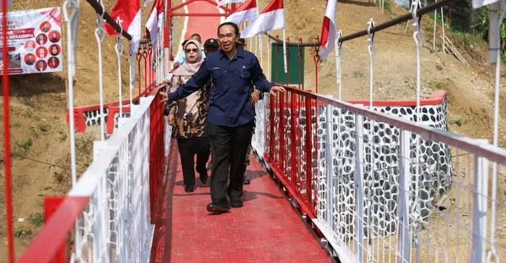 Sekda Sukabumi Ikuti Peresmian Jembatan Garuda dan Titik Air Bersih