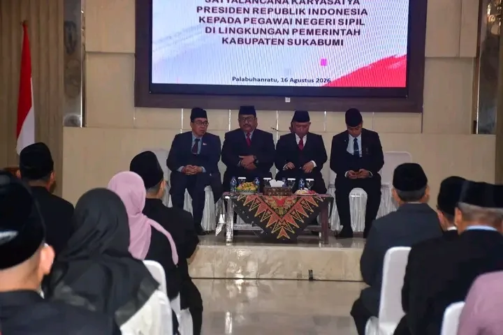81 PNS Sukabumi Terima Satyalancana Karya Satya, Bupati Apresiasi Dedikasi ASN