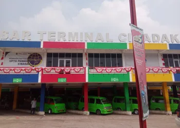 Lahan Terminal Cibadak Dimanfaatkan untuk Pasar, Playground dan PKL, Fungsi Terminal Jadi Perhatian