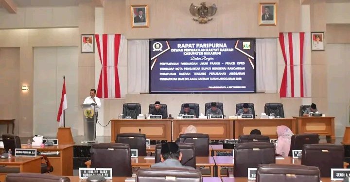 Paripurna DPRD Sukabumi, Fraksi Sampaikan Pandangan Umum Raperda Perubahan APBD 2026