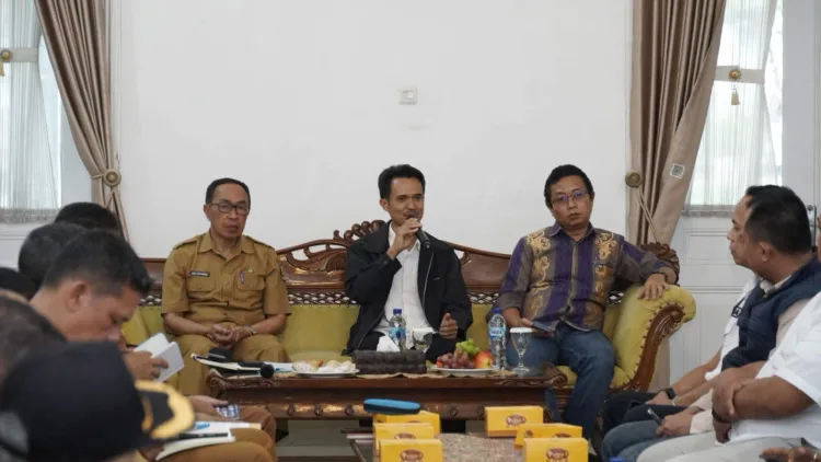 Dinas Pertanahan dan Tata Ruang Sukabumi Bahas Penelitian Lapangan PPTPKH Jabar