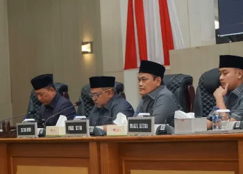 Rapat Paripurna ke-18 DPRD Kabupaten Sukabumi Soroti TPP ASN, PAD hingga Penguatan Desa