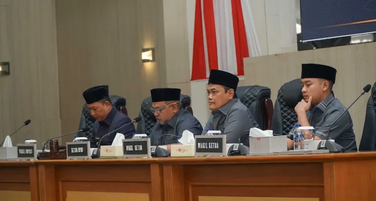 Rapat Paripurna ke-18 DPRD Kabupaten Sukabumi Soroti TPP ASN, PAD hingga Penguatan Desa