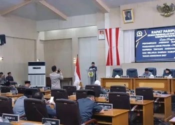 Rapat Paripurna, Wabup Sampaikan Jawaban Bupati atas Pandangan Umum Fraksi DPRD