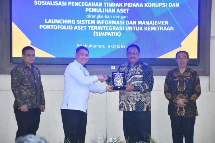 Pemkab Sukabumi Terima Hibah Aset dari KPK Senilai Hampir Rp1,94 Miliar