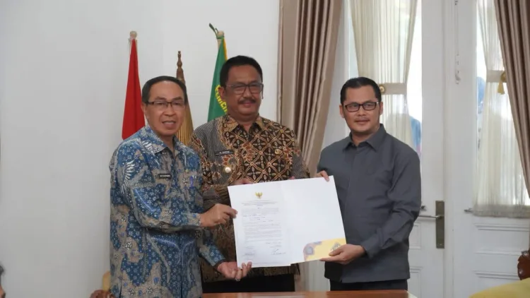 Bupati Sukabumi Dukung Optimalisasi Layanan Informasi Publik