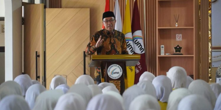 Pesantren Sarjana UMN 2026, Sekda Sukabumi Tekankan Keseimbangan Teknologi dan Nilai Agama