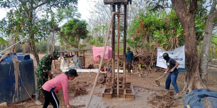 Sumur Bor TMMD ke-130 Kodim 0622 Sukabumi di Cikiara Kebun Capai Kedalaman 40 Meter