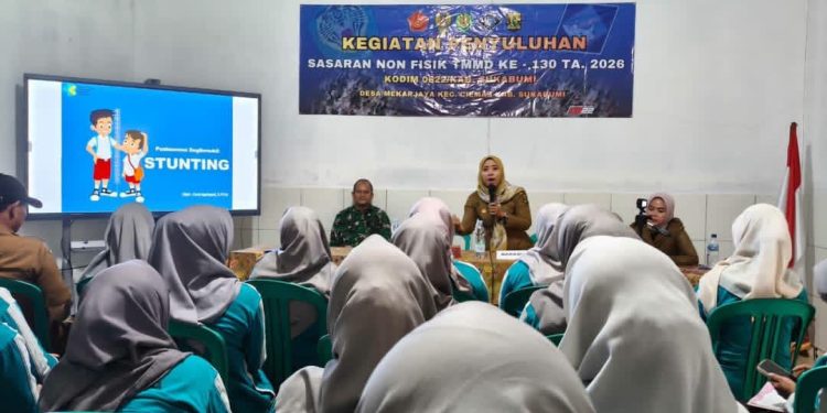 Satgas TMMD ke-130 Kodim 0622 Sukabumi Gelar Penyuluhan Stunting dan Deteksi Dini Kanker Serviks