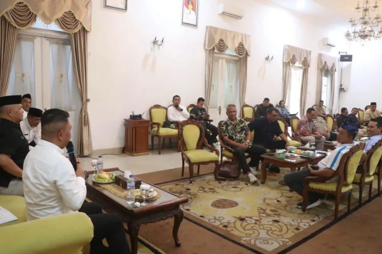 Tripartit Sukabumi Bahas Iklim Investasi dan Perlindungan Tenaga Kerja