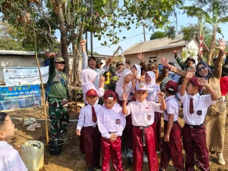 TMMD ke-130 Kodim 0622 Hadirkan Sumur Bor, 60 KK dan SDN Cikole Kini Lebih Mudah Akses Air Bersih