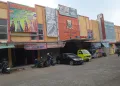 Pengelola Pasar Cibadak Gelar Jumat Bersih, Libatkan Pedagang dan Pengelola